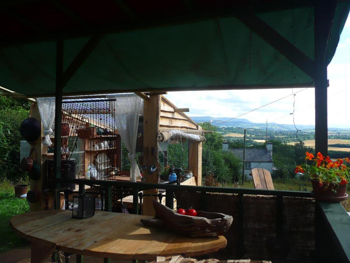 New Inn Brilley Whitney Zewnętrze zdjęcie